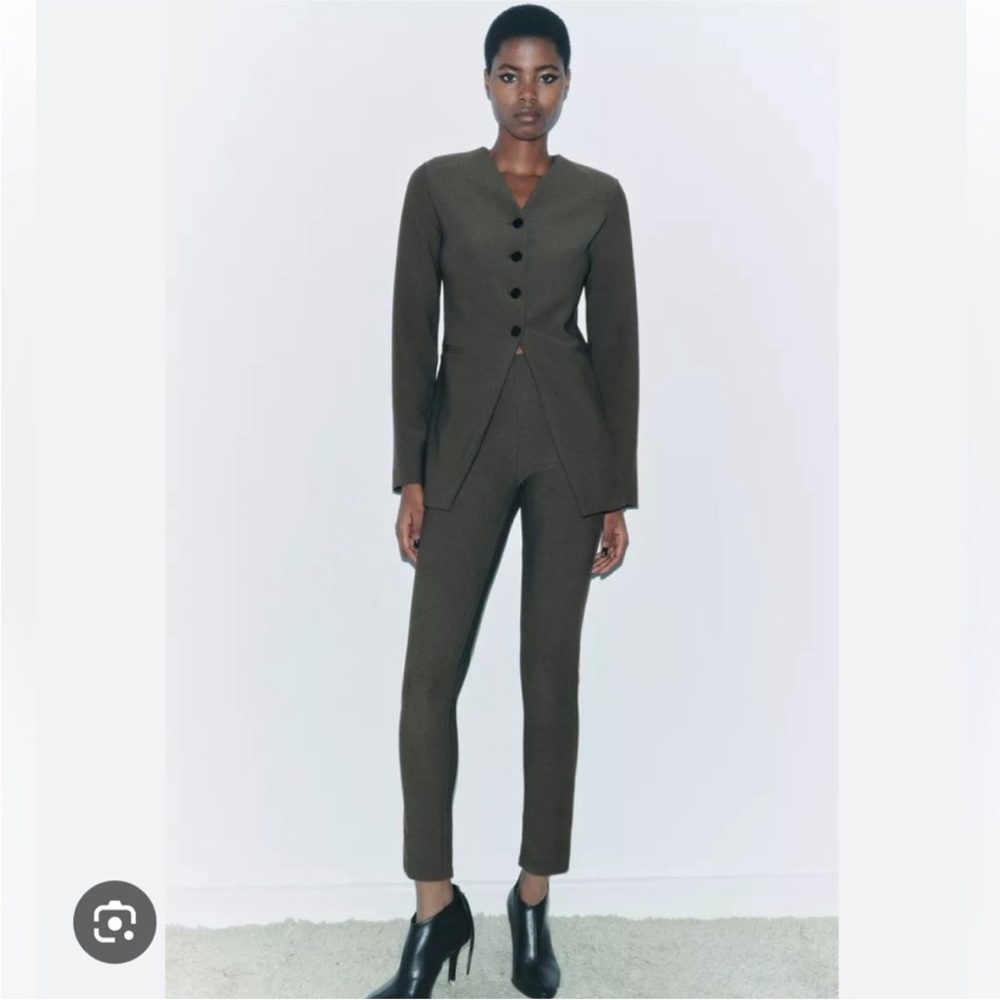 Zara Crepe Blazer with Pockets & High- Waisted Crepe Leggings - Dark Khaki